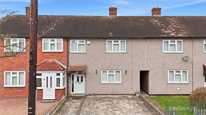 3 Bedroom Terraced House For Sale In Manford Way, Chigwell, IG7