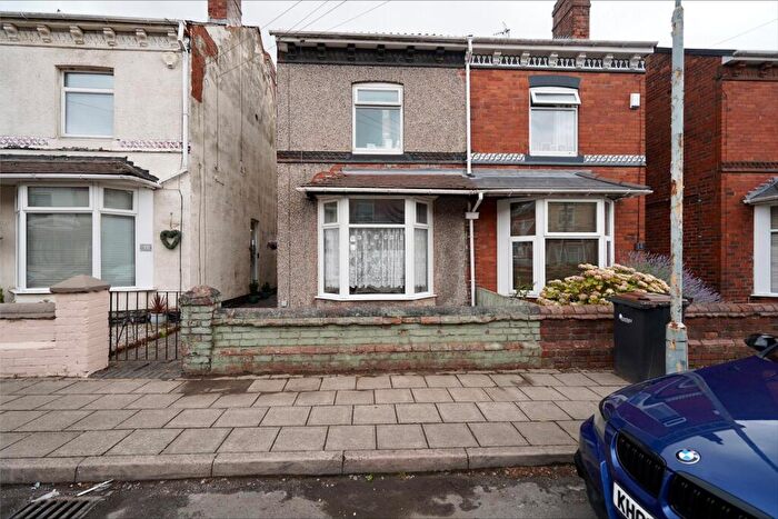 3 Bedroom Semi-Detached House For Sale In Vere Avenue, Sutton-in-Ashfield, Nottinghamshire, NG17