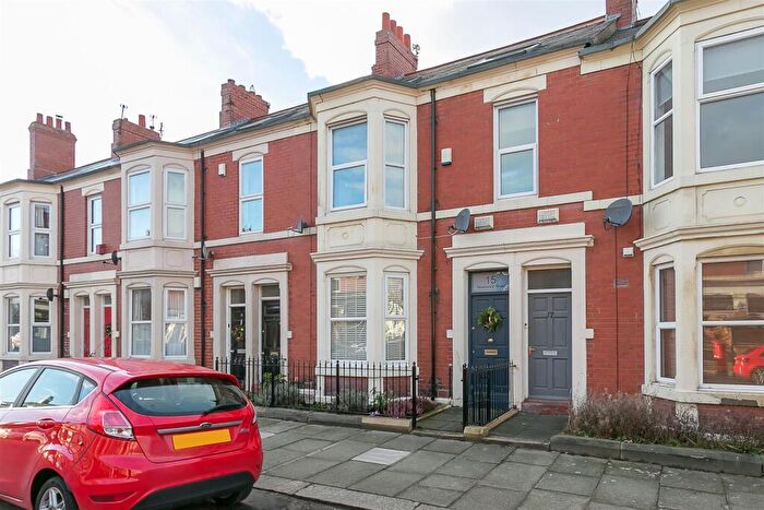 2 Bedroom Flat For Sale In Newlands Road, High West Jesmond, Newcastle Upon Tyne, NE2