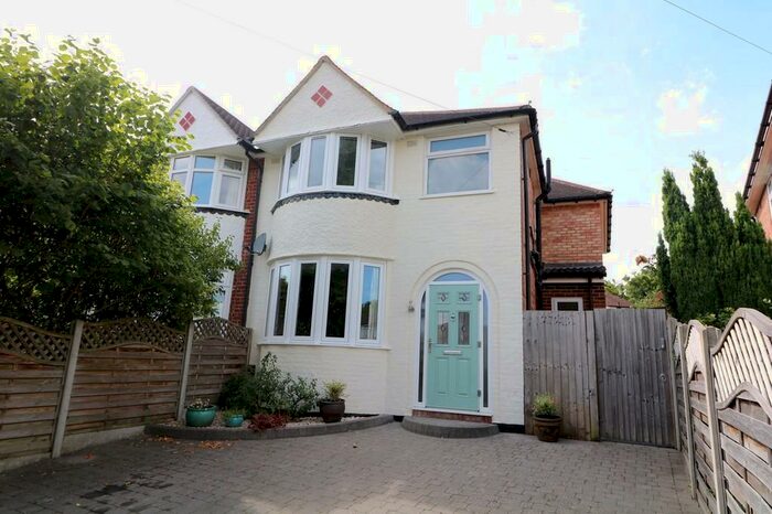 3 Bedroom End Of Terrace House To Rent In Parkway, Dorking, RH4