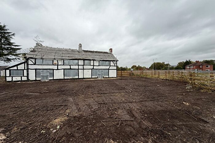 6 Bedroom Detached House For Sale In Keepers Cottage, Walnut Tree Farm, Chester Road, Woodford, SK7