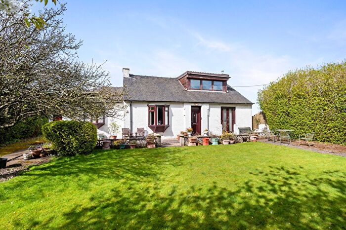 3 Bedroom Cottage For Sale In Broxburn, EH52