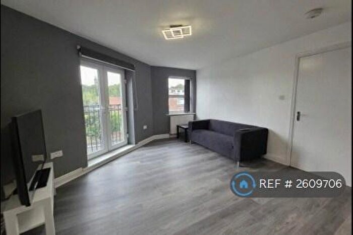 2 Bedroom Flat To Rent In Christopher Road, Leeds, LS6