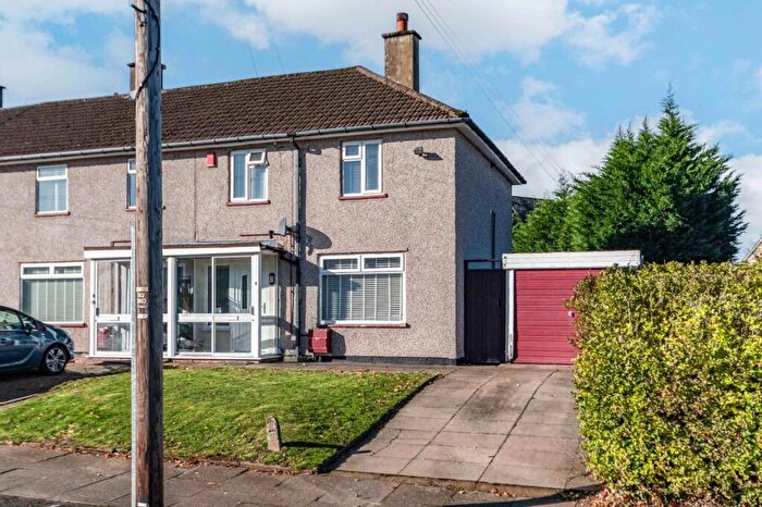 2 Bedroom End Of Terrace House For Sale In Condover Road, Birmingham, West Midlands, B31