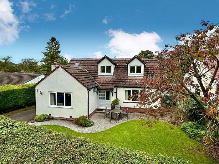 5 Bedroom Detached House For Sale In Ridge Lane, Combs, High Peak, SK23