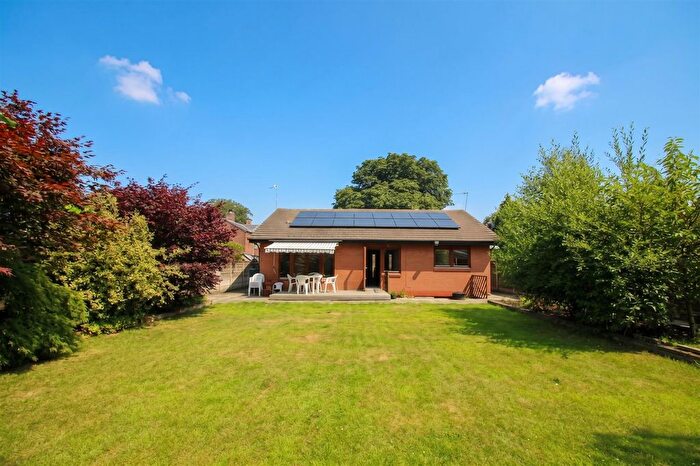 4 Bedroom Bungalow For Sale In Brookfield Avenue, Timperley, Altrincham, WA15