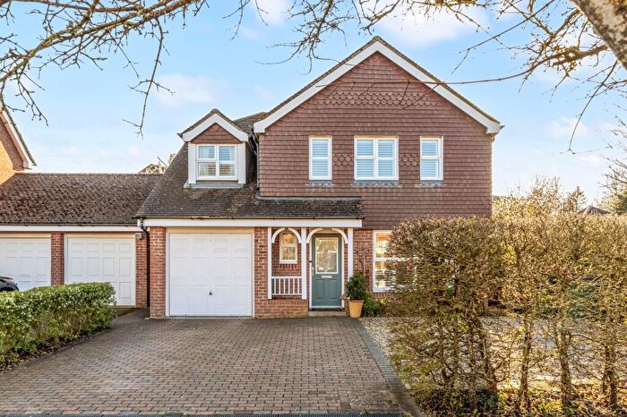 5 Bedroom Detached House For Sale In Dean Way, Storrington, RH20