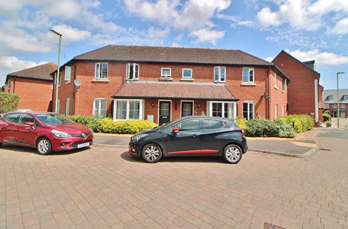 2 Bedroom Maisonette For Sale In Mouliere Court, St. Georges Road, PO7