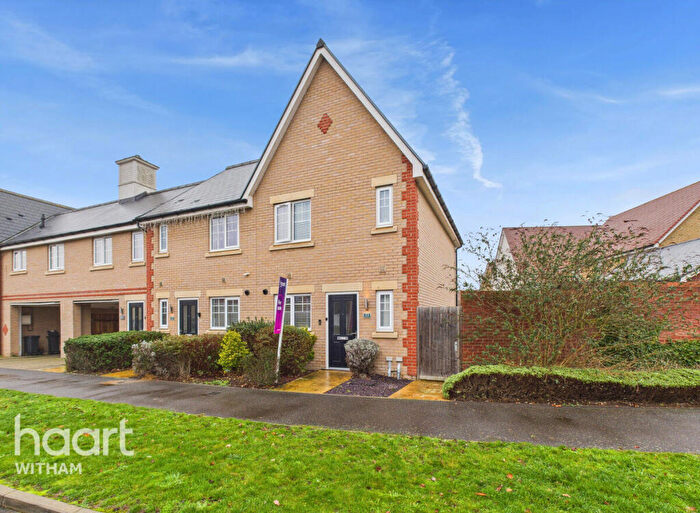 2 Bedroom End Of Terrace House For Sale In Barbrook Avenue, Heybridge, CM9