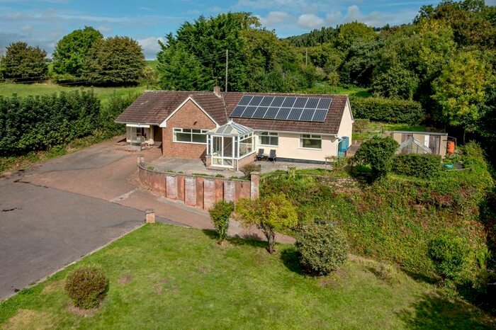 3 Bedroom Detached Bungalow For Sale In Cushuish, Kingston St. Mary, Taunton, TA2