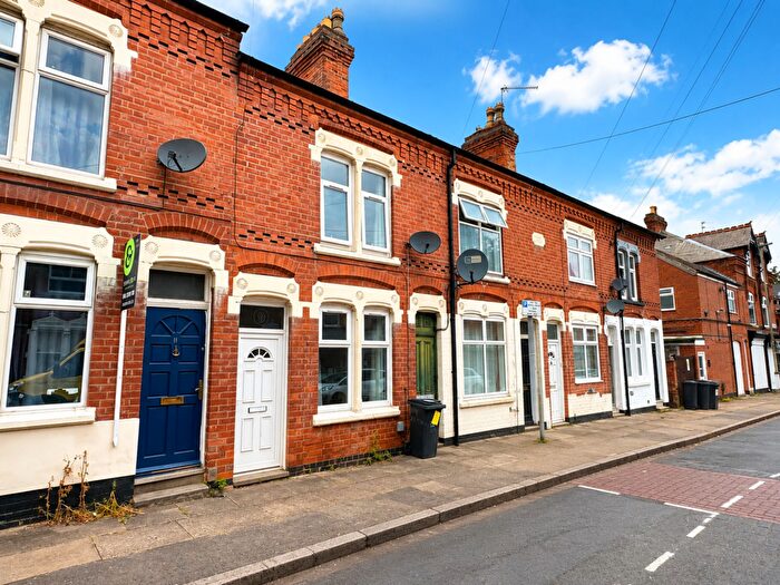 2 Bedroom Terraced House For Sale In Latimer Street, Leicester, LE3