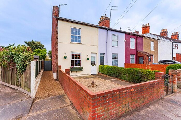 3 Bedroom End Of Terrace House For Sale In Fir Lane, Lowestoft, NR32