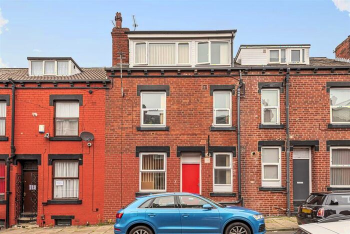 4 Bedroom Terraced House To Rent In Harold Place, Leeds, LS6