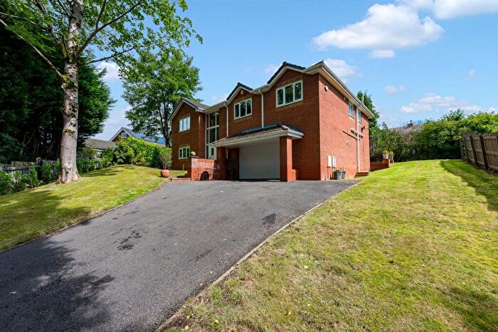 5 Bedroom Detached House For Sale In Westlands, Whitefield, – Spacious -Bed Detached With Large Garage And Private Gardens, M45