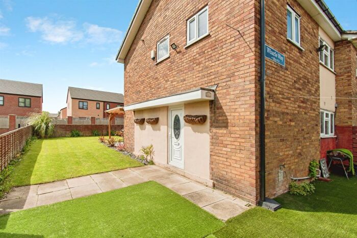 2 Bedroom Semi-Detached House For Sale In Wharfe Way, Castleford, WF10