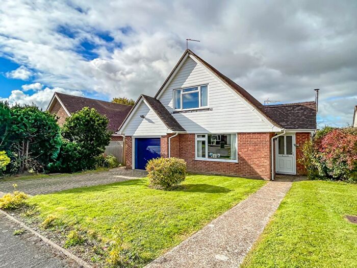 3 Bedroom Detached Bungalow For Sale In Downs View, Ninfield, Battle, TN33
