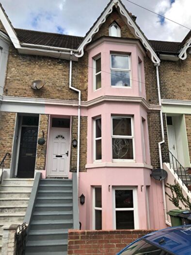 5 Bedroom Terraced House To Rent In Albert Road, Dover, CT16