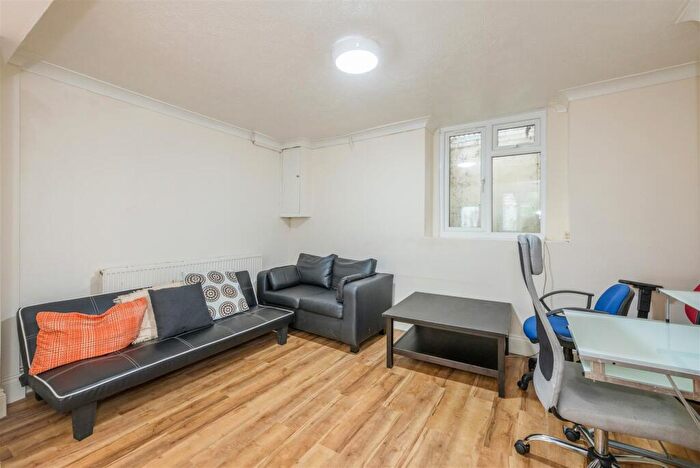 4 Bedroom Terraced House To Rent In St. Mary Magdalene Street, Brighton, BN2