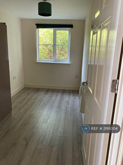 2 Bedroom Flat To Rent In Poppy Fields, Kettering, NN16
