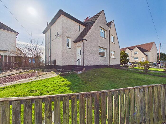 3 Bedroom Semi Detached House For Sale In Viaduct Circle, Kilwinning, KA13