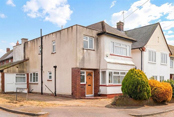 3 Bedroom Semi Detached House To Rent In Burgh Heath, Tadworth, KT20