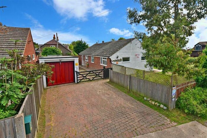 3 Bedroom Detached Bungalow For Sale In School Lane, Stourmouth, Canterbury, Kent, CT3