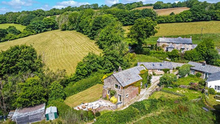 4 Bedroom Detached House For Sale In Duloe, Liskeard, PL14