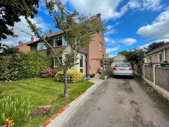 Houses for sale & to rent in BA4 9SD, Cannards Grave Road, Shepton East