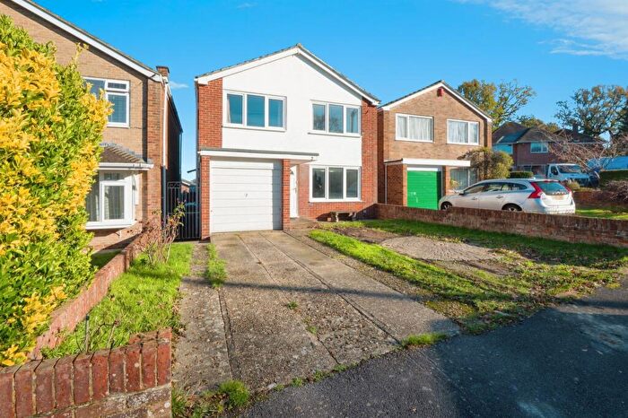 4 Bedroom Detached House For Sale In Aberdour Close, Southampton, SO18
