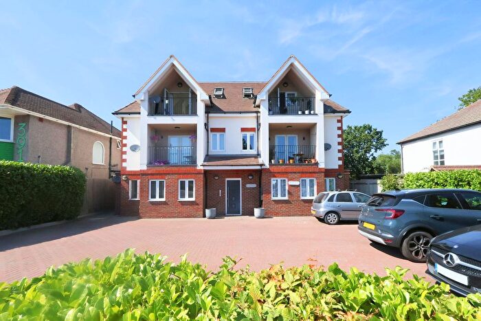 2 Bedroom Flat To Rent In Wickham Road, Shirley, CR0