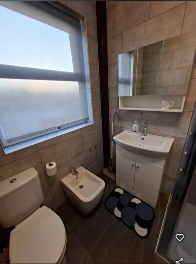 1 Bedroom Flat To Rent In Upper Elmers End Road, Beckenham, BR3