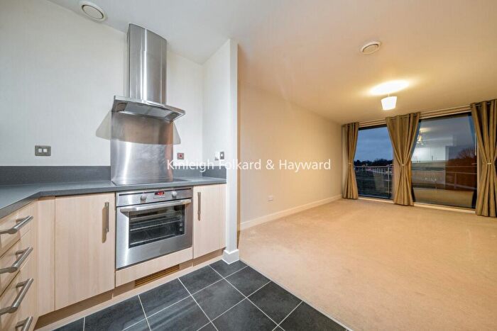 1 Bedroom Flat To Rent In Station Road, Orpington, Kent, BR6