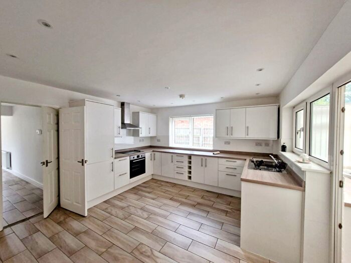 4 Bedroom Detached House To Rent In Hautboy Lane, Warmington, Peterborough, PE8