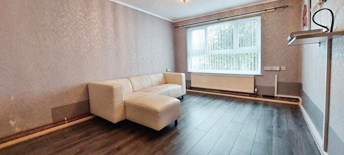 1 Bedroom Flat To Rent In Colebrook Drive, Manchester, M40