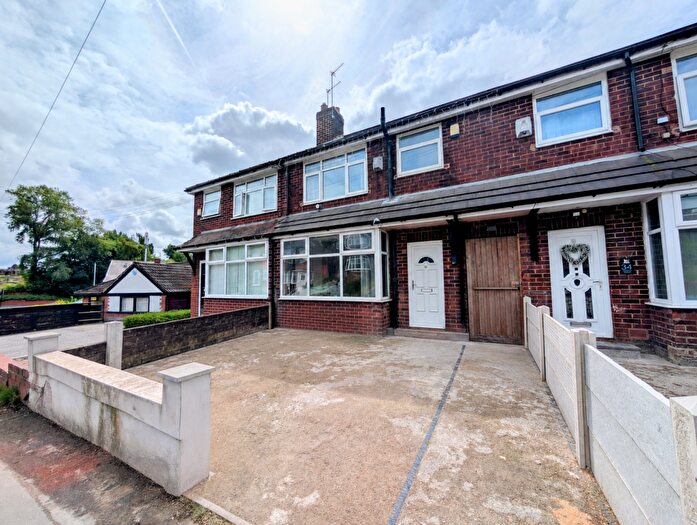 3 Bedroom House To Rent In Hilldale Avenue, Manchester, M9