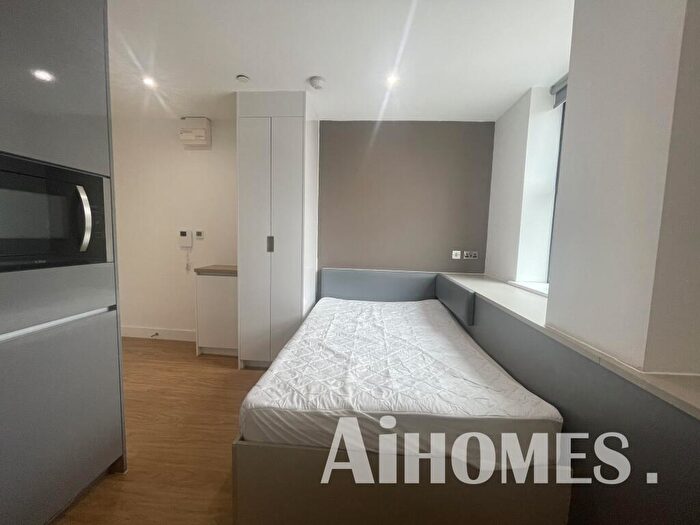 Apartment For Sale In Westpoint, Chester Road, Old Trafford, M16