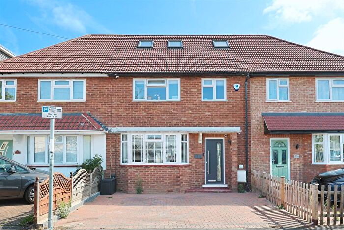 4 Bedroom Terraced House For Sale In Royal Lane, Hillingdon, UB8