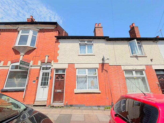 2 Bedroom Terraced House For Sale In Osmaston Road, Off East Park Road, Leicester, LE5