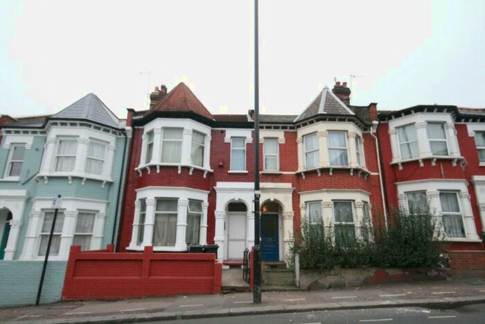 1 Bedroom Flat To Rent In Wightman Road, Haringey, N4