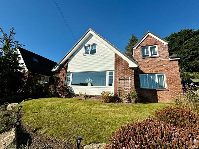 4 Bedroom Detached House For Sale In Clough Park, Fenay Bridge, Huddersfield, HD8