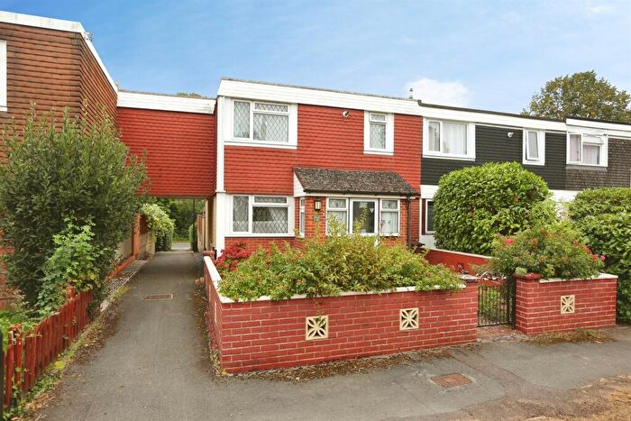 4 Bedroom End Of Terrace House For Sale In Arnheim Road, Southampton, SO16