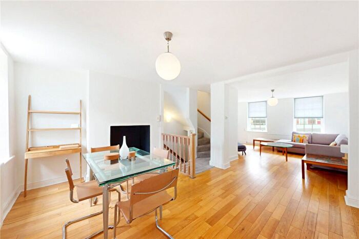 2 Bedroom Apartment To Rent In Highgate High Street, Highgate Village, London, N6