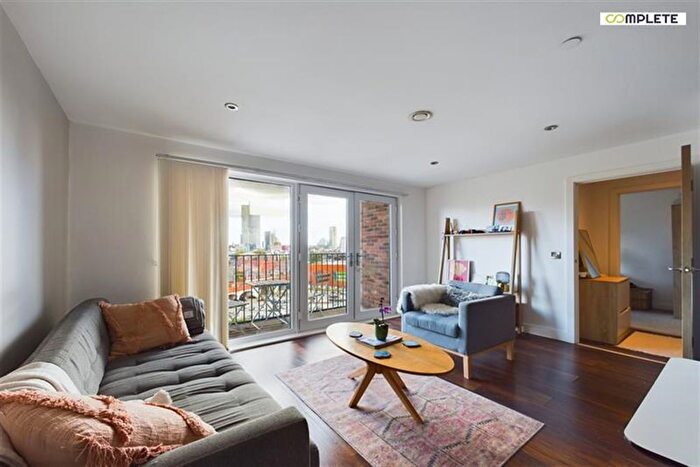 1 Bedroom Flat For Sale In Wilburn Basin, Ordsall Lane, Salford, M5