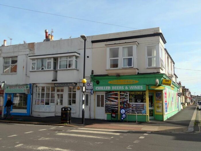 2 Bedroom Flat To Rent In B London Road, Bognor Regis, West Sussex, PO21