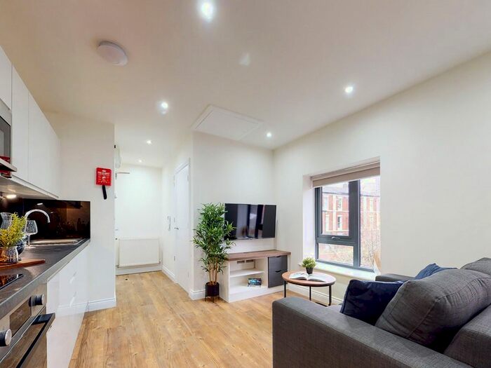 Studio To Rent In Hyde Terrace Hyde Terrace, Leeds, LS2