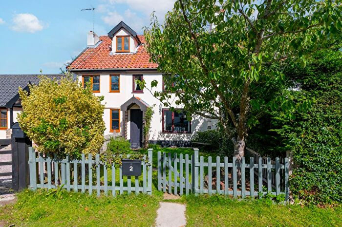 3 Bedroom Cottage For Sale In Chediston, Halesworth, IP19