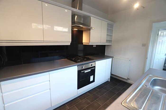 2 Bedroom End Of Terrace House To Rent In Elphinstone Road, Stoke-on-Trent, ST4