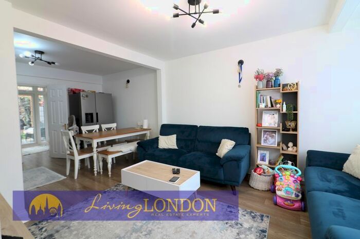 2 Bedroom Terraced House To Rent In Mayfield Crescent, London, N9
