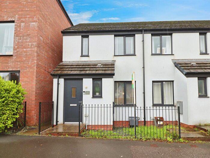 2 Bedroom End Of Terrace House For Sale In Ffordd Y Mileniwm, Barry, CF62