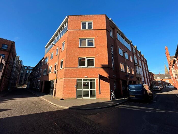 2 Bedroom Apartment To Rent In Press Room, Leicester, LE1